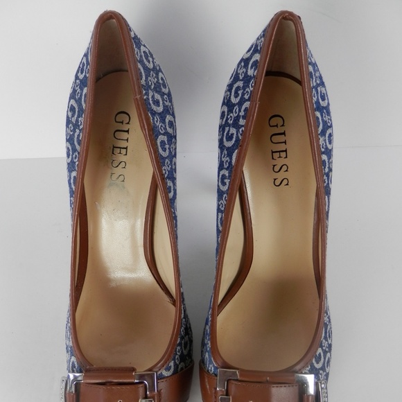 Guess Pumps with Peep Toe - Picture 3 of 8
